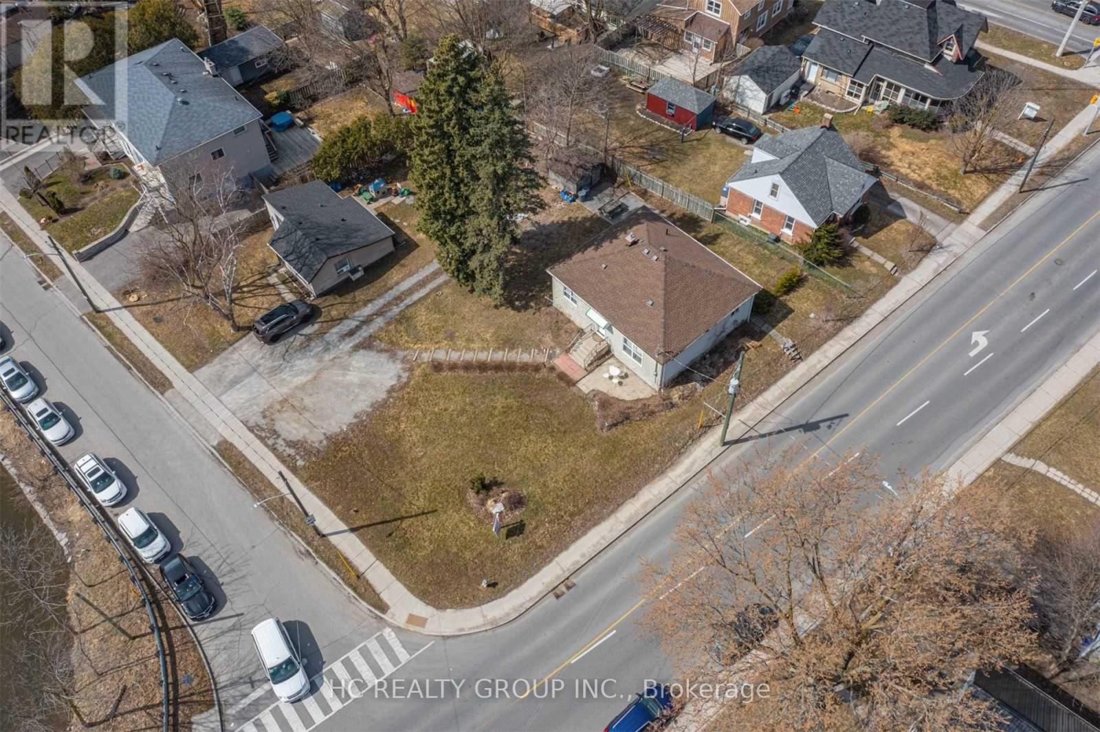 94 Prospect Street, Newmarket (Central Newmarket), Ontario  L3Y 3T4 - Photo 16 - N12257737