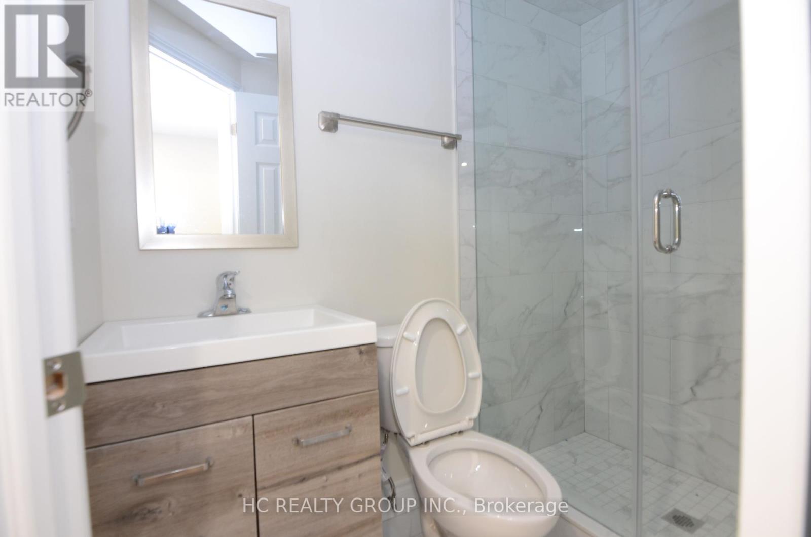 94 Prospect Street, Newmarket (Central Newmarket), Ontario  L3Y 3T4 - Photo 13 - N12257737