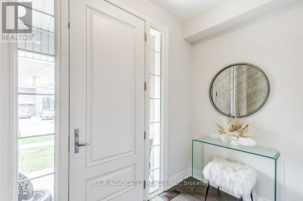 Property at 60 DRIZZEL CRESCENT image 3