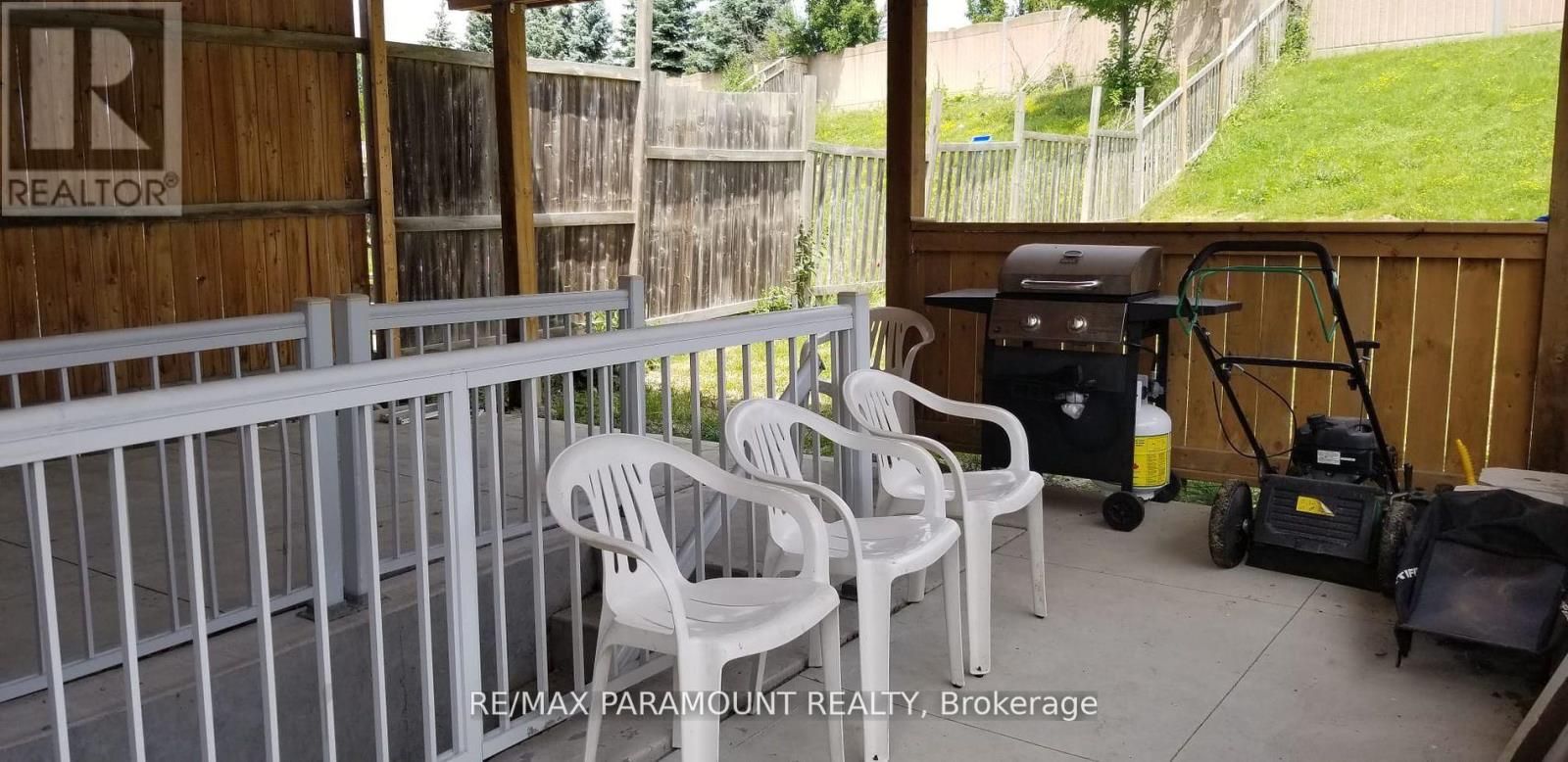 39 Seahorse Avenue, Brampton, Ontario  L6V 4N7 - Photo 11 - W12277918