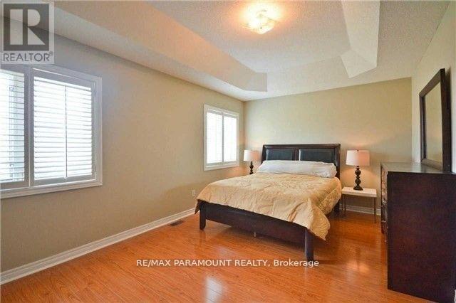 39 Seahorse Avenue, Brampton, Ontario  L6V 4N7 - Photo 9 - W12277918
