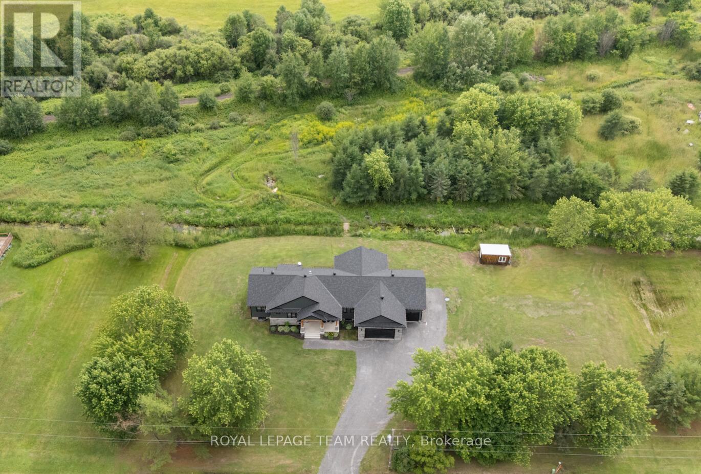3783 Woodkilton Road, Ottawa, Ontario  K0A 3M0 - Photo 2 - X12277954