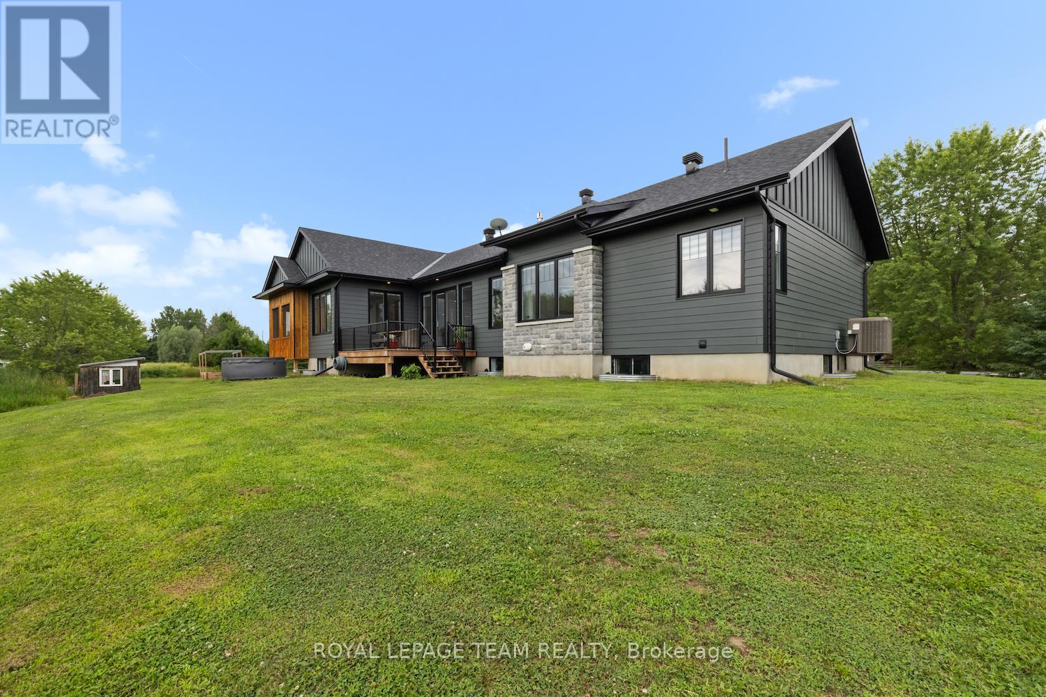3783 Woodkilton Road, Ottawa, Ontario  K0A 3M0 - Photo 41 - X12277954