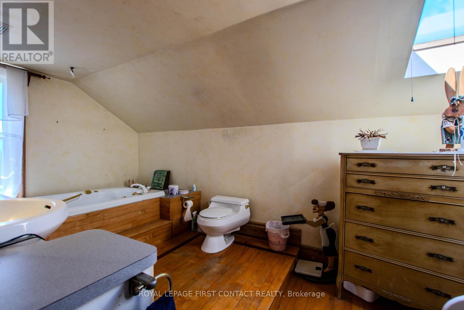 220 Barrie Street, Bradford West Gwillimbury (Bradford), Ontario  L3Z 1R6 - Photo 19 - N12264799