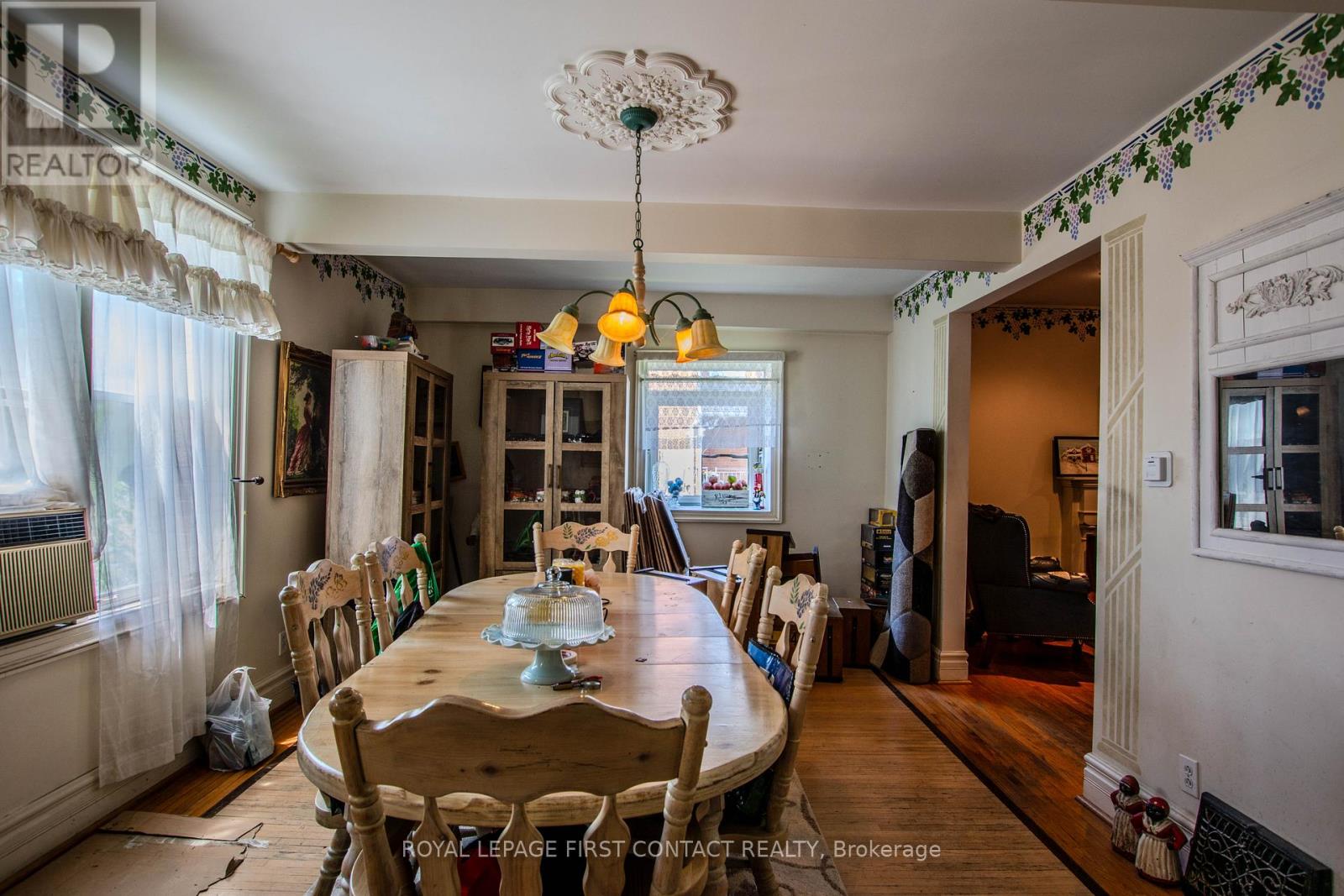 220 Barrie Street, Bradford West Gwillimbury (Bradford), Ontario  L3Z 1R6 - Photo 12 - N12264799