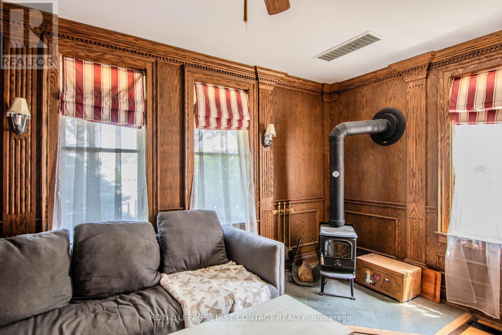 220 Barrie Street, Bradford West Gwillimbury (Bradford), Ontario  L3Z 1R6 - Photo 14 - N12264799