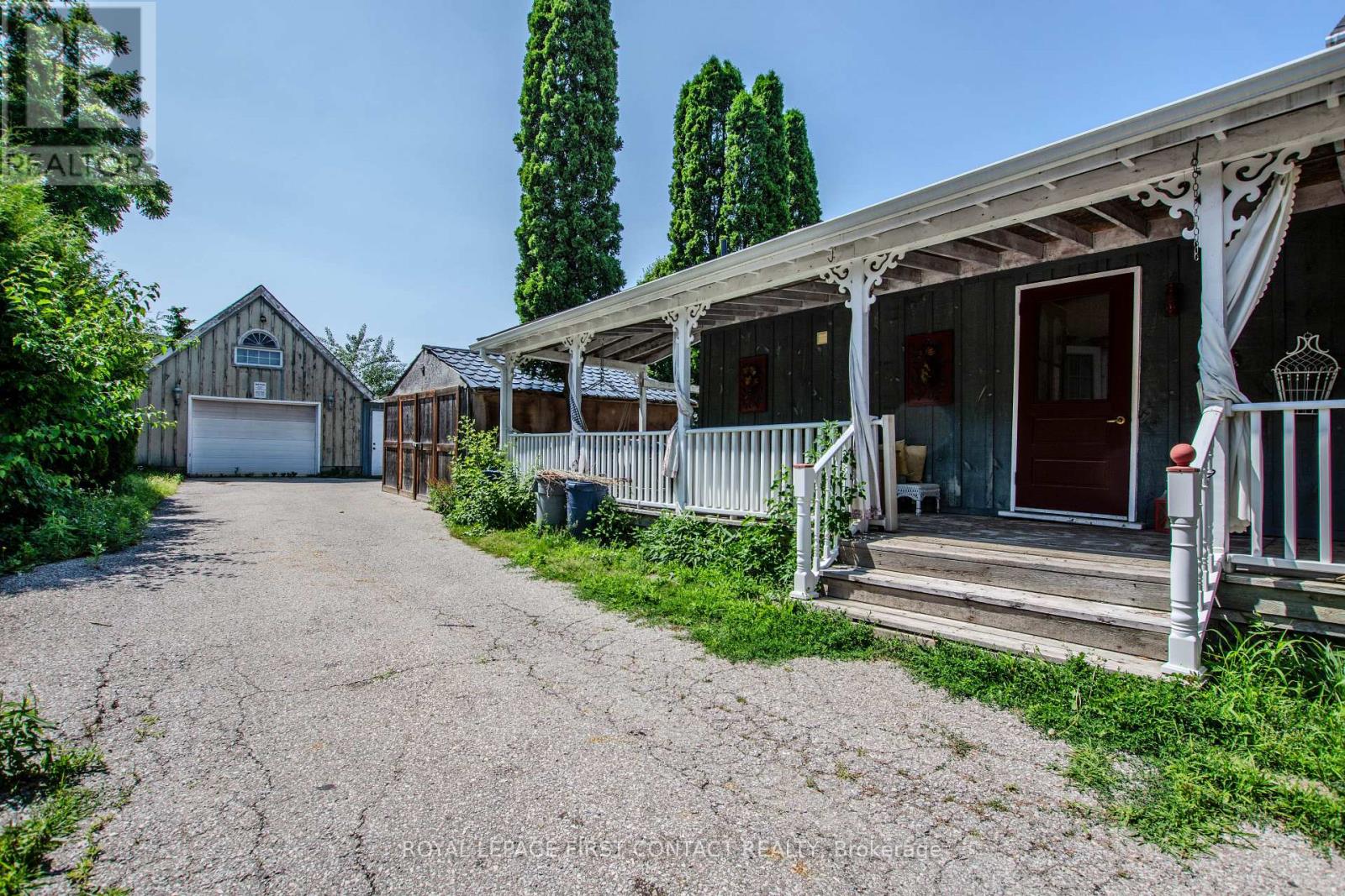 220 Barrie Street, Bradford West Gwillimbury (Bradford), Ontario  L3Z 1R6 - Photo 8 - N12264799