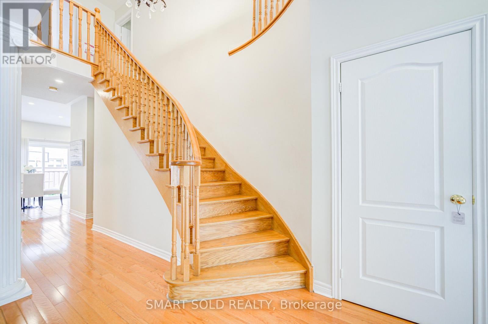 Property at 9 CASA NOVA DRIVE image 4