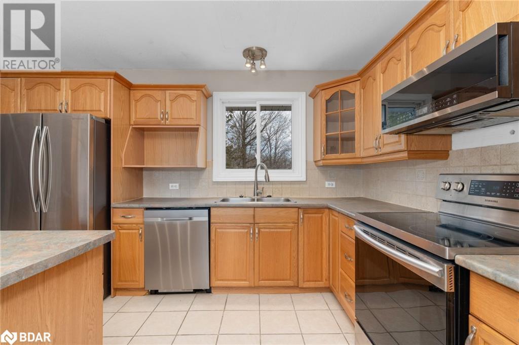 23 Greengables Drive, Hawkestone, Ontario  L0L 1T0 - Photo 7 - 40715427