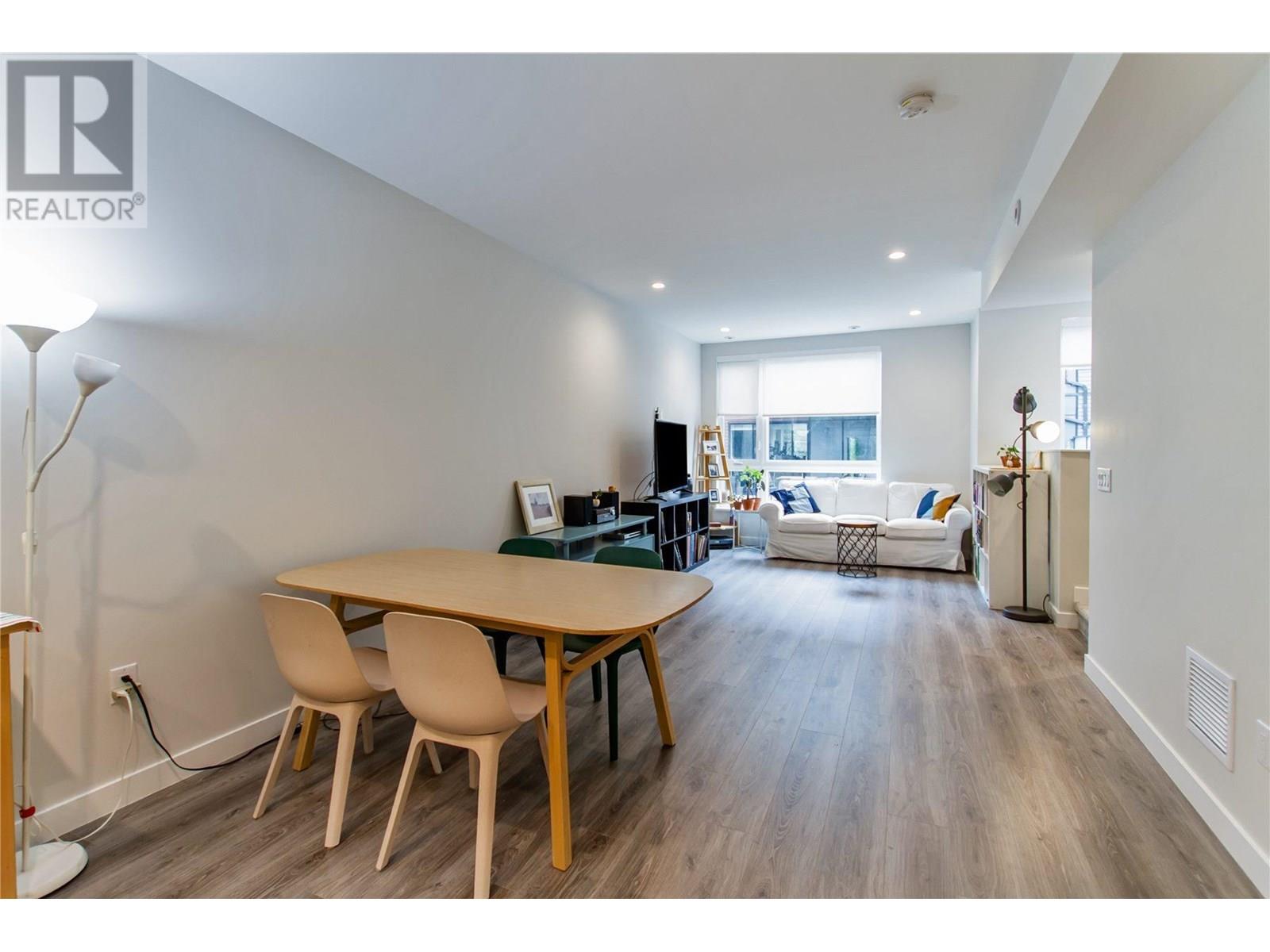 Property at 19 50 SEAVIEW DRIVE image 4
