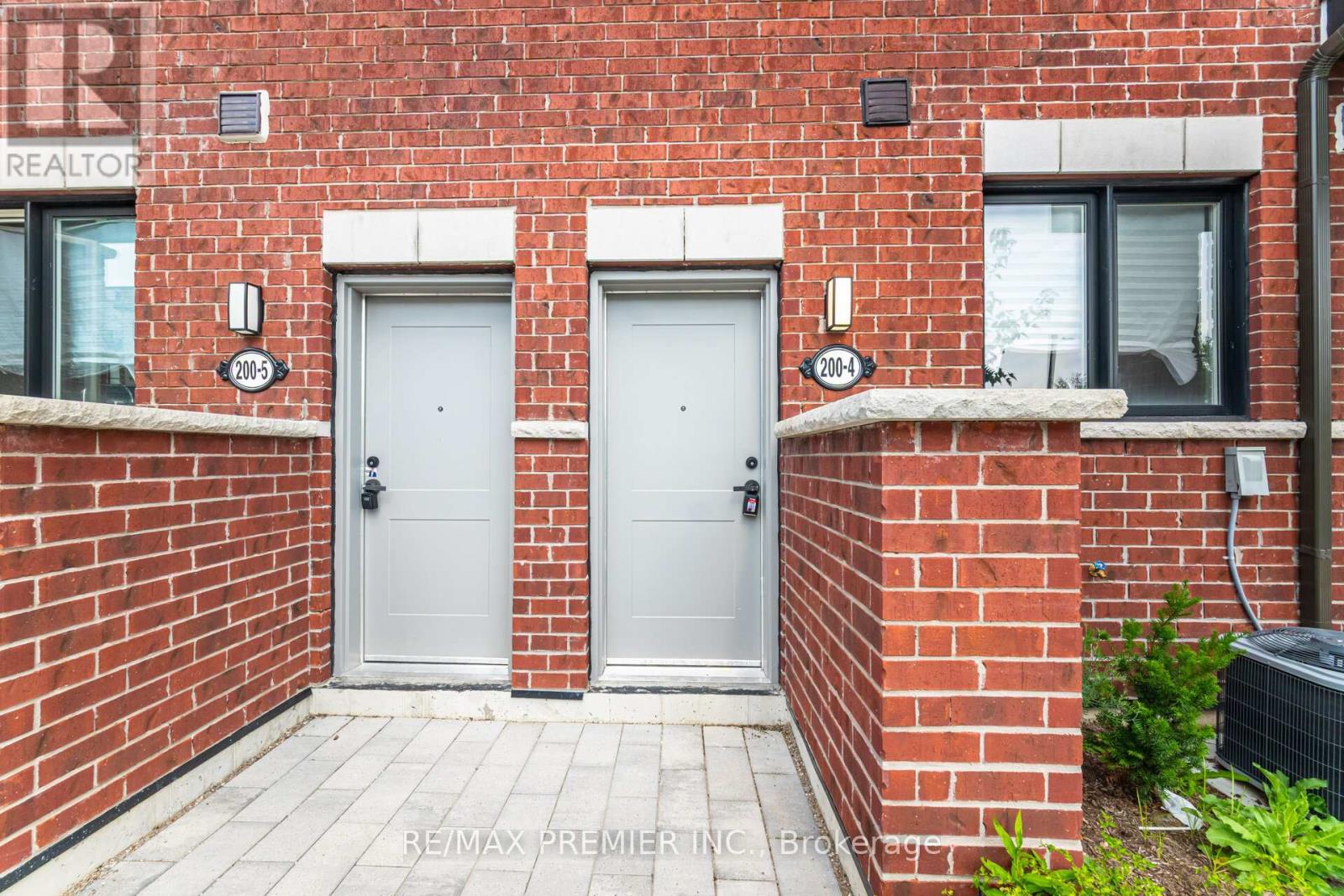 4 - 200 Dissette Street, Bradford West Gwillimbury, Ontario  L3Z 3G8 - Photo 22 - N12278028