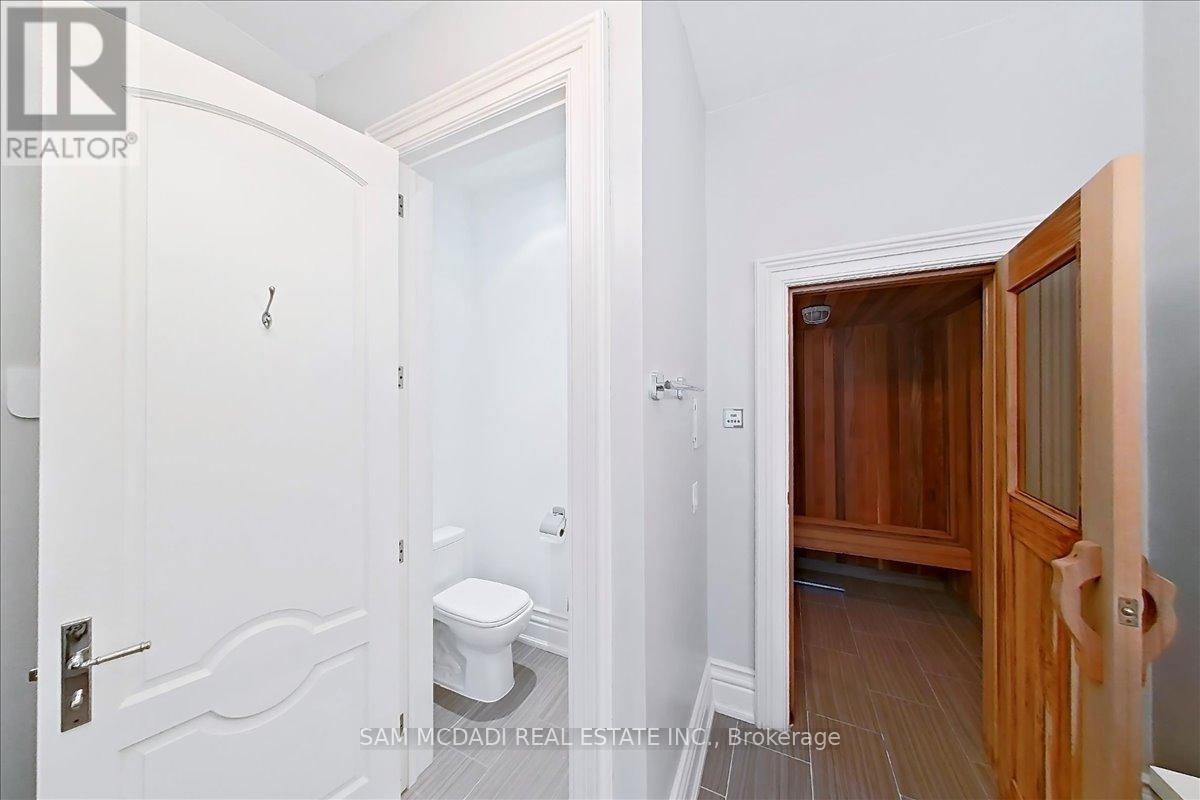 432 Bob-O-Link Road, Mississauga (Clarkson), Ontario  L5J 2P2 - Photo 21 - W12278021