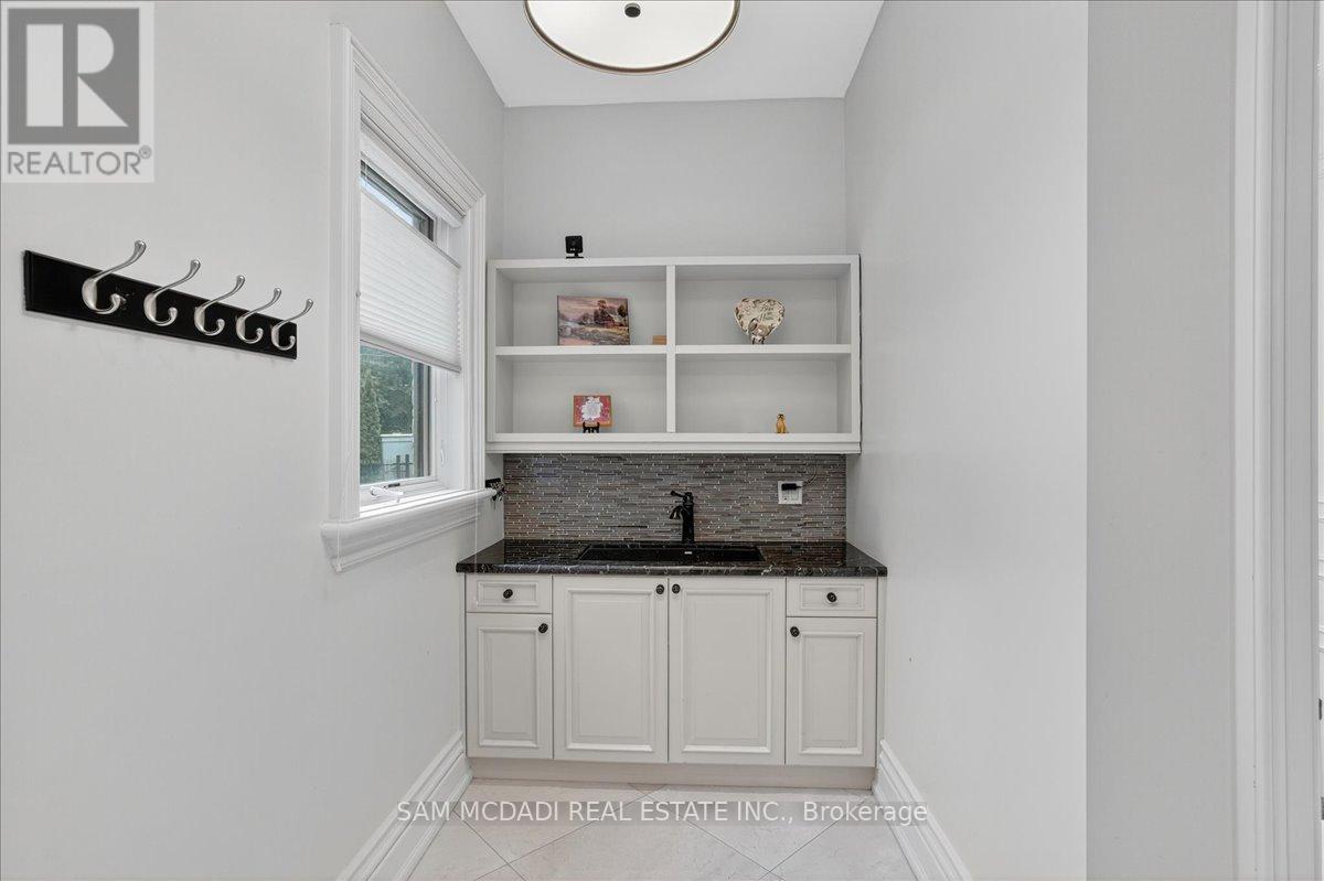 432 Bob-O-Link Road, Mississauga (Clarkson), Ontario  L5J 2P2 - Photo 29 - W12278021