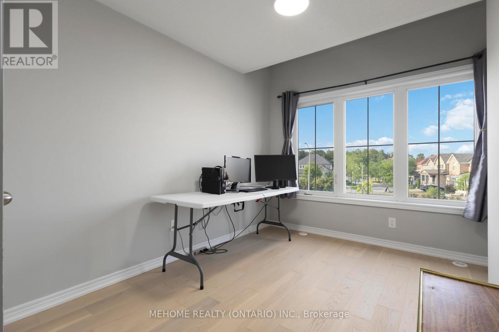 229 Dundas Way, Markham, Ontario  L6E 0S8 - Photo 13 - N12278051