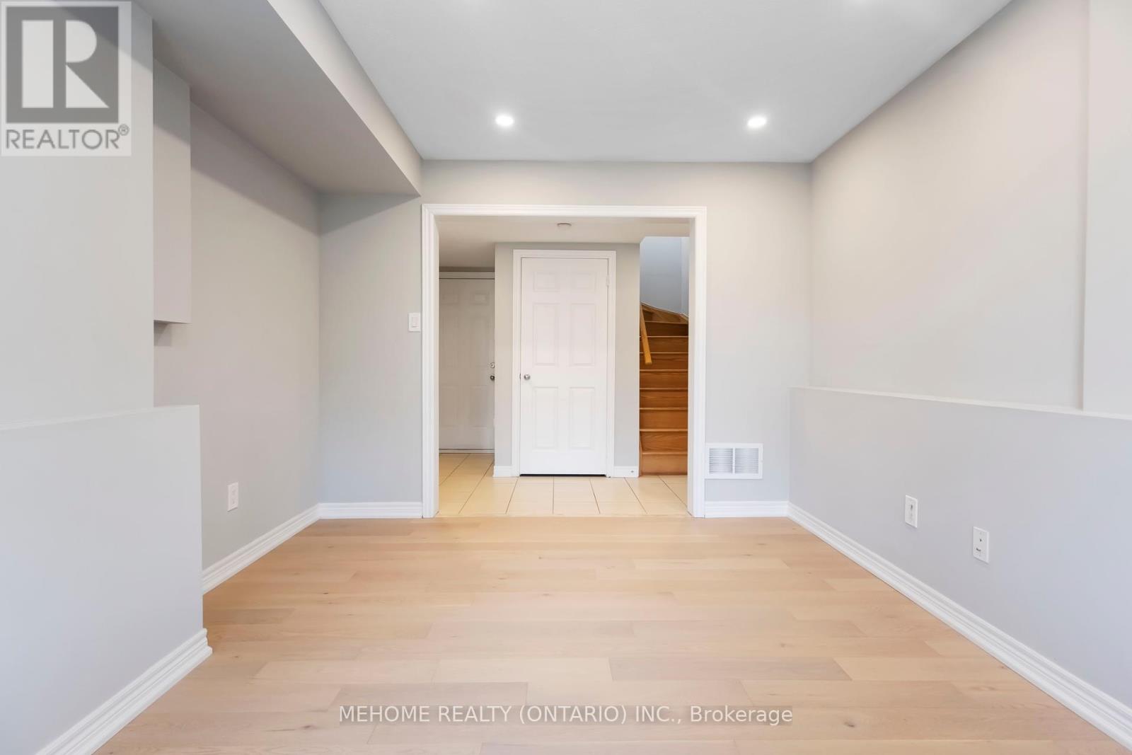 229 Dundas Way, Markham, Ontario  L6E 0S8 - Photo 15 - N12278051