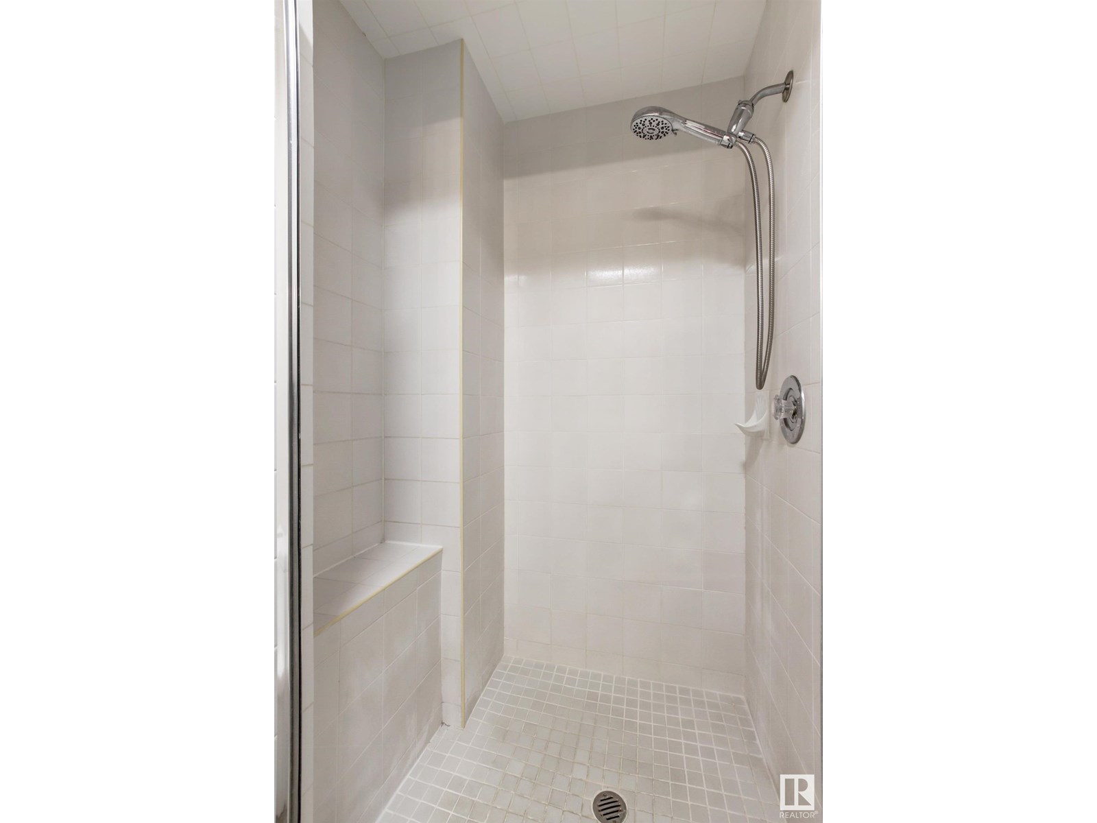 1926 36 St Nw, Edmonton, Alberta  T6L 3G5 - Photo 34 - E4447144