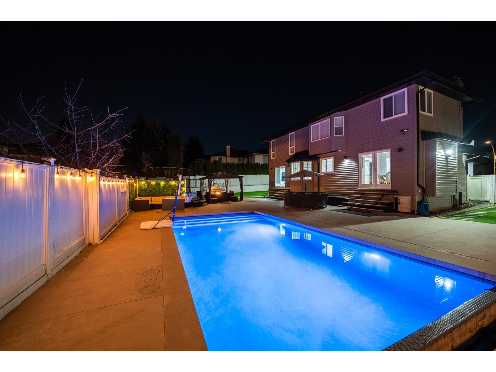 Property at 14182 83 AVENUE image 5