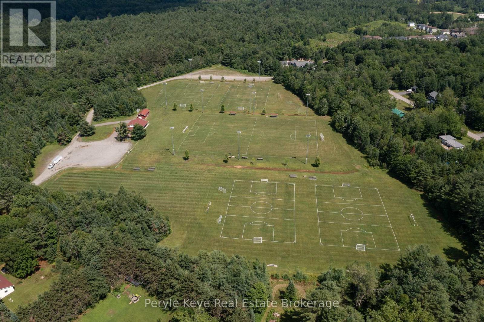 820 Manitoba Street, Bracebridge, Ontario  P1L 1W9 - Photo 46 - X12278136