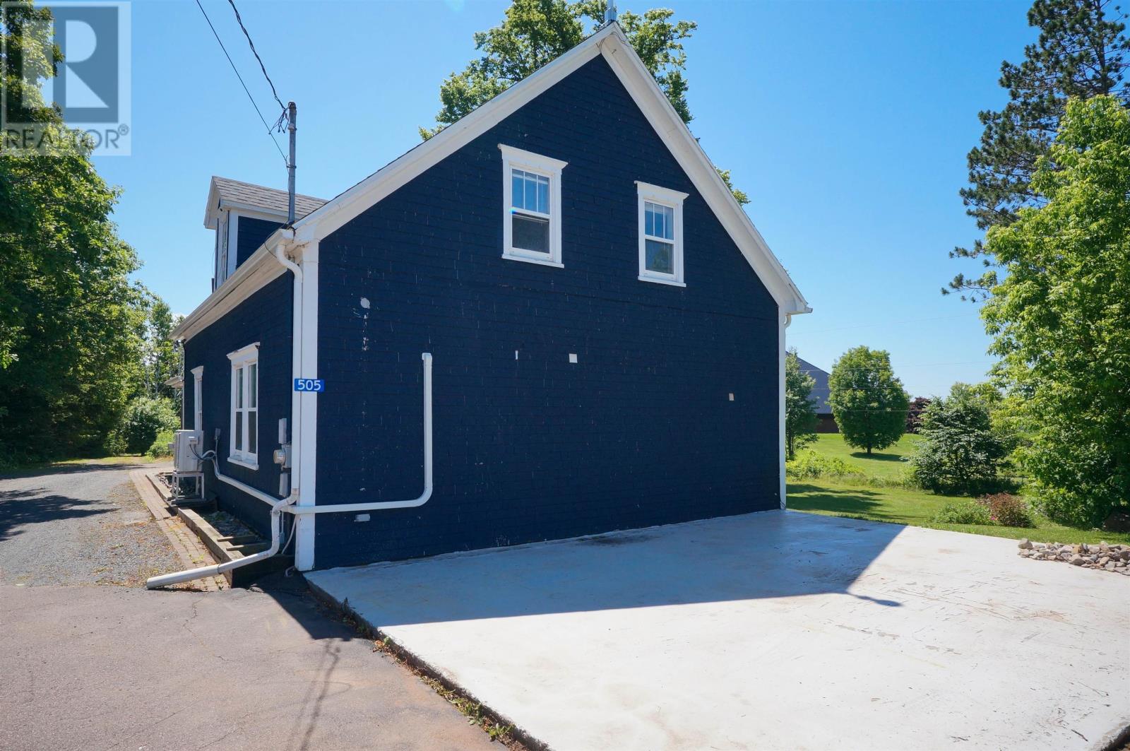 Property at 505 Main Street image 4