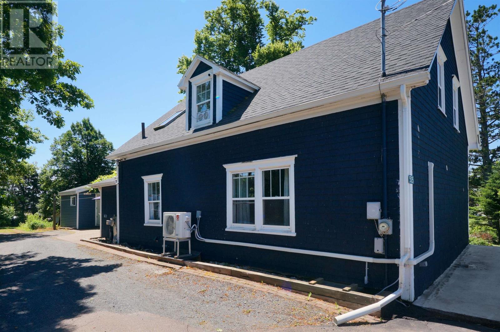 Property at 505 Main Street image 5