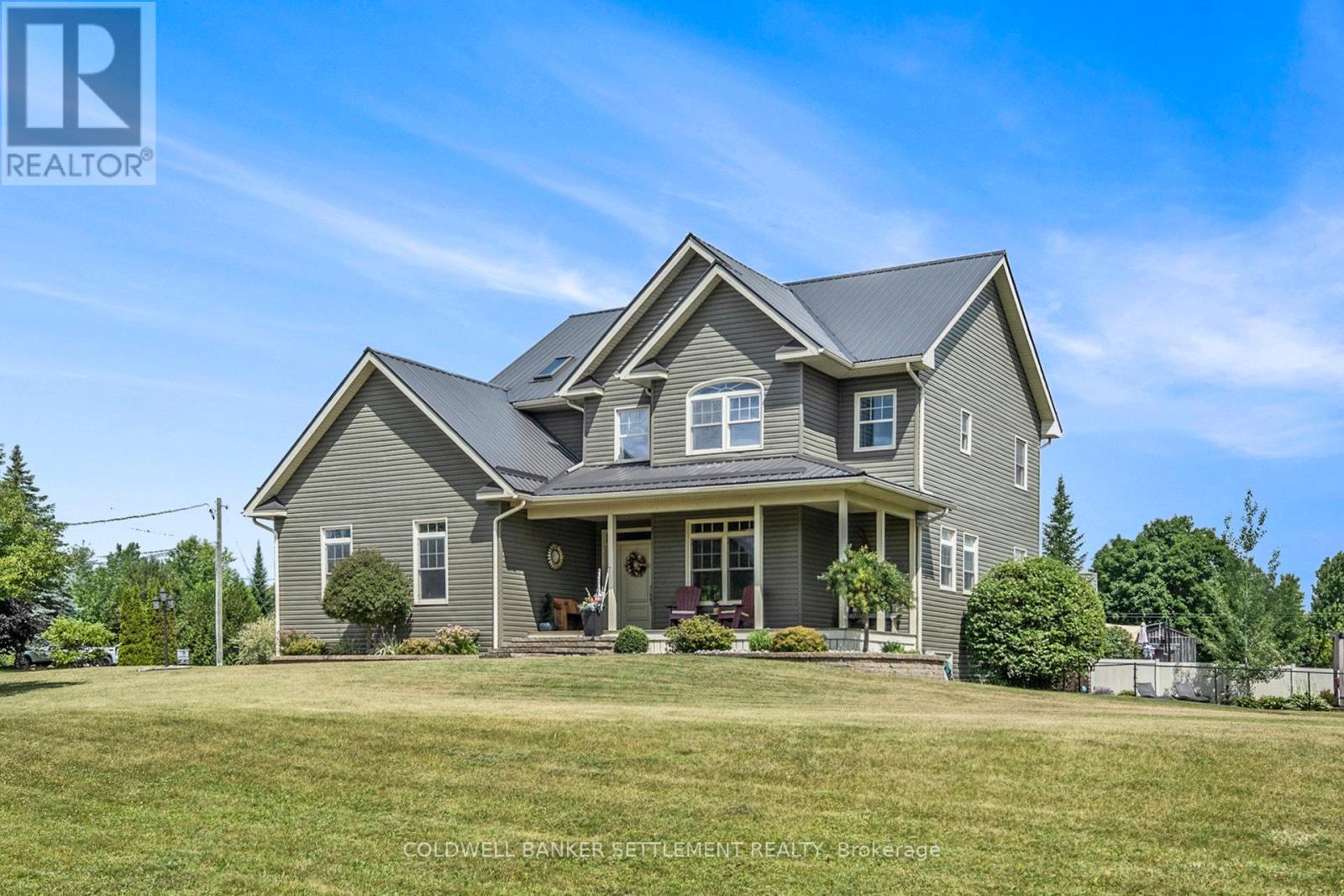 Property at 31 TUDOR CIRCLE image 2