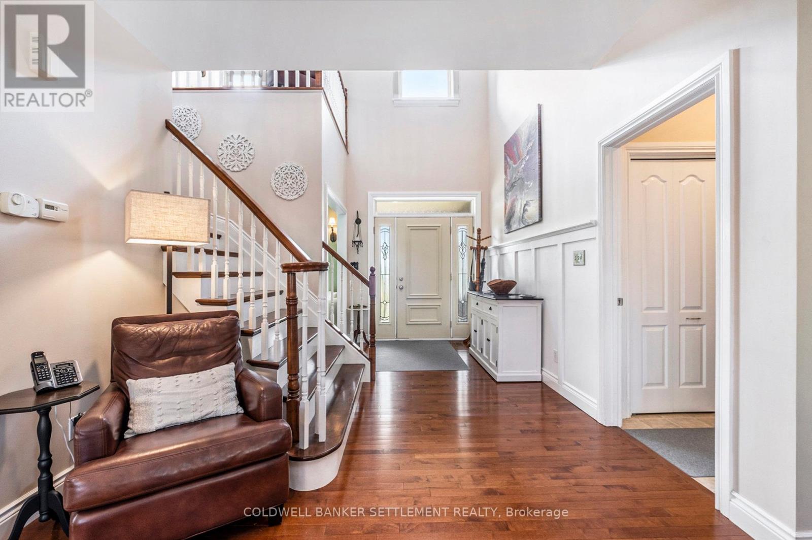 Property at 31 TUDOR CIRCLE image 5