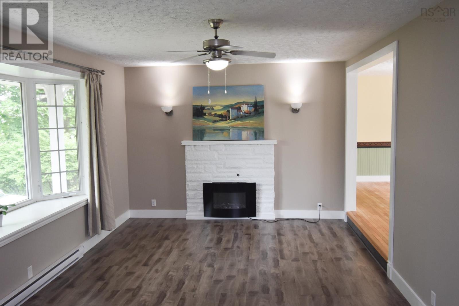 Property at 33 MOUNT PLEASANT Boulevard image 5