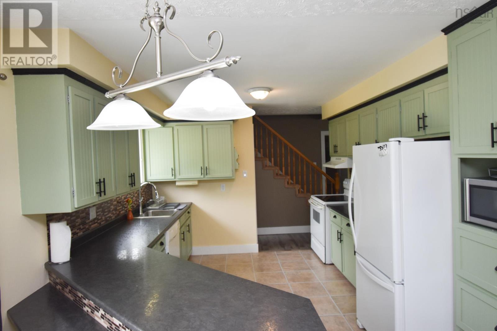33 Mount Pleasant Boulevard, Truro, Nova Scotia  B2N 3N6 - Photo 6 - 202517277