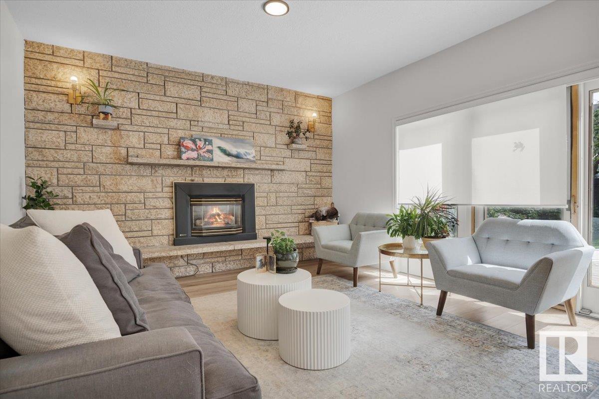 Property at 14717 48 AV NW image 2