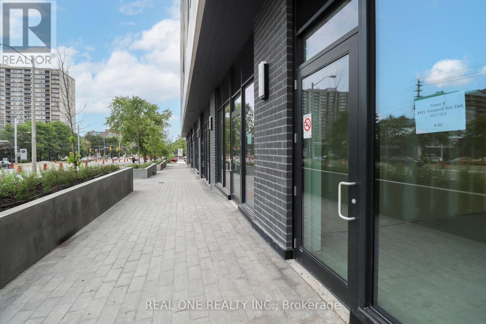 R01 - 3431 Sheppard Avenue E, Toronto, Ontario  M1T 3K5 - Photo 3 - E12278107