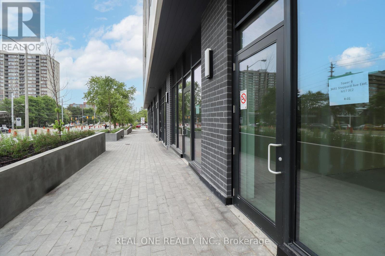R01 - 3431 Sheppard Avenue E, Toronto, Ontario  M1T 3K5 - Photo 3 - E12278110