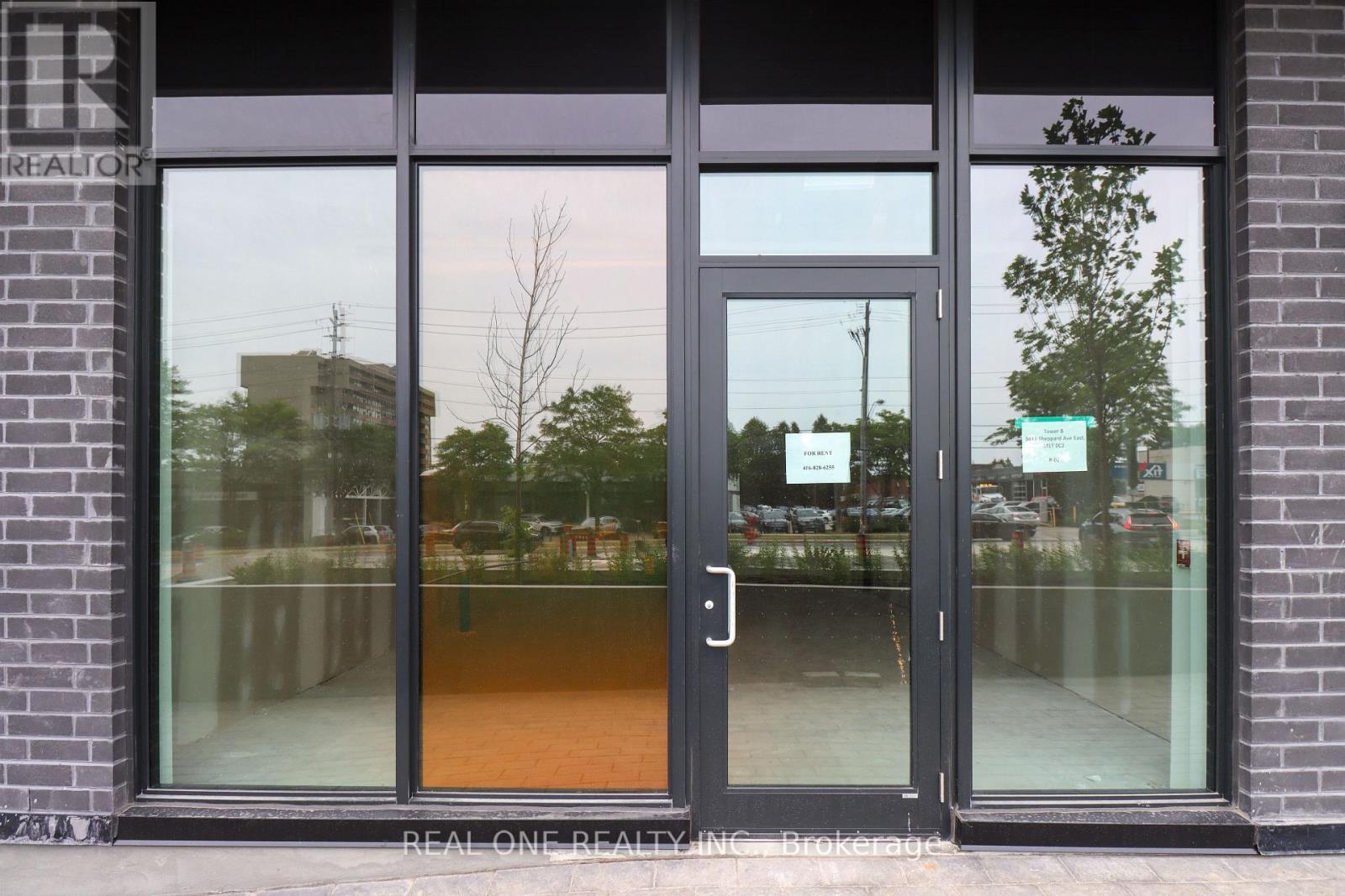 R02 - 3433 Sheppard Avenue E, Toronto, Ontario  M1T 3K5 - Photo 4 - E12278111