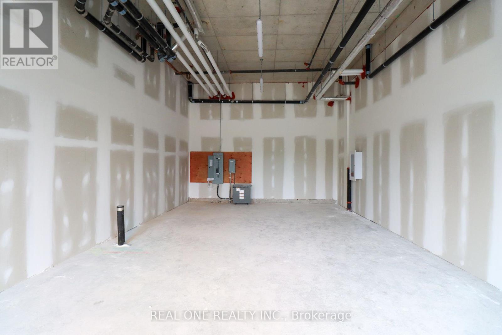 R02 - 3433 Sheppard Avenue E, Toronto, Ontario  M1T 3K5 - Photo 6 - E12278111