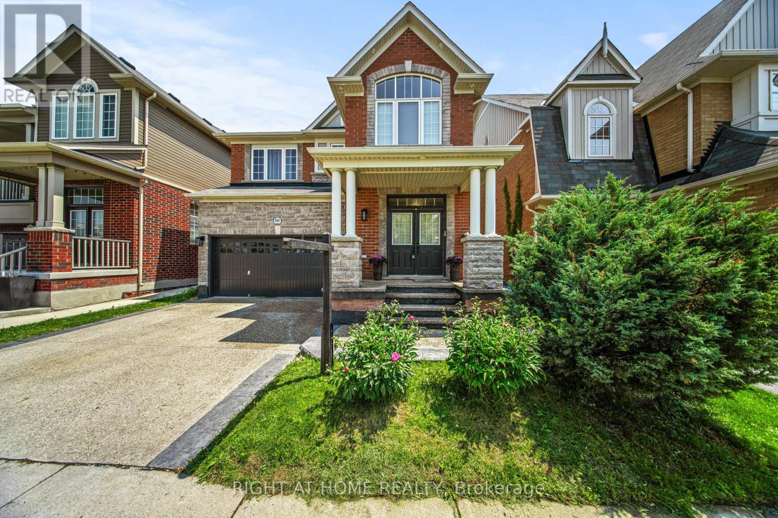 Property at 686 BOLINGBROKE DRIVE image 1