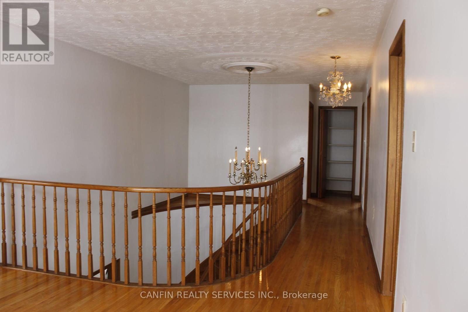 39 Corinthian Drive, Hamilton, Ontario  L8W 1X3 - Photo 22 - X12278127