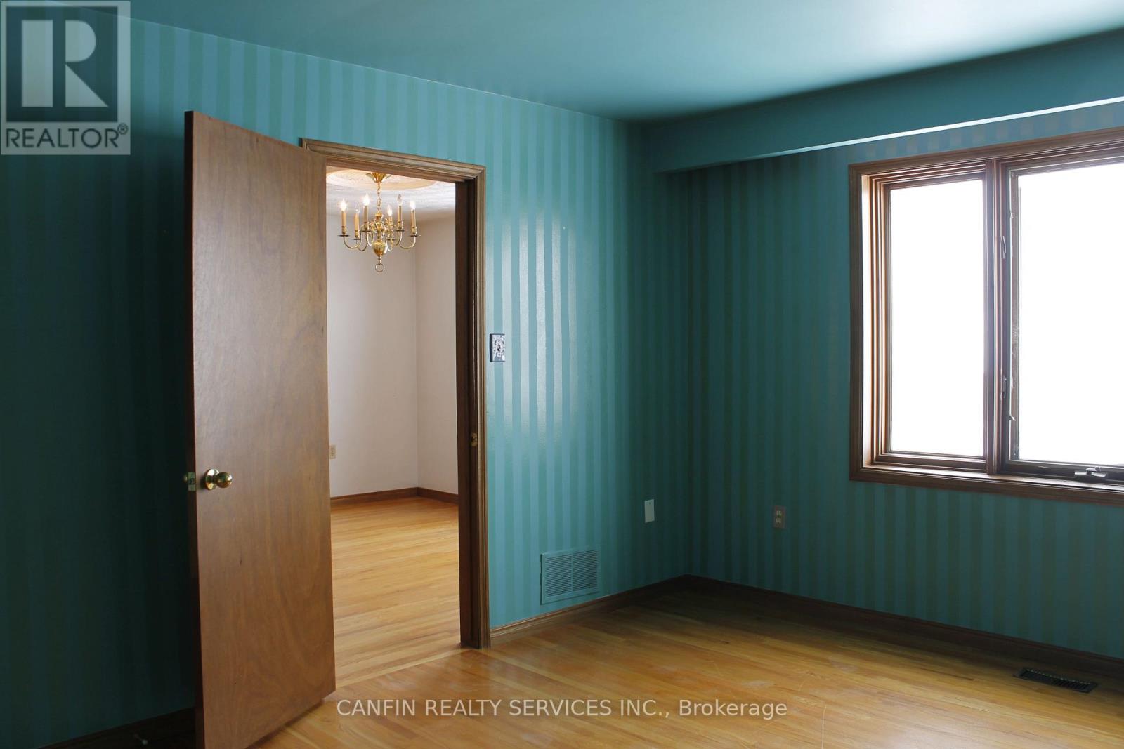39 Corinthian Drive, Hamilton, Ontario  L8W 1X3 - Photo 31 - X12278127