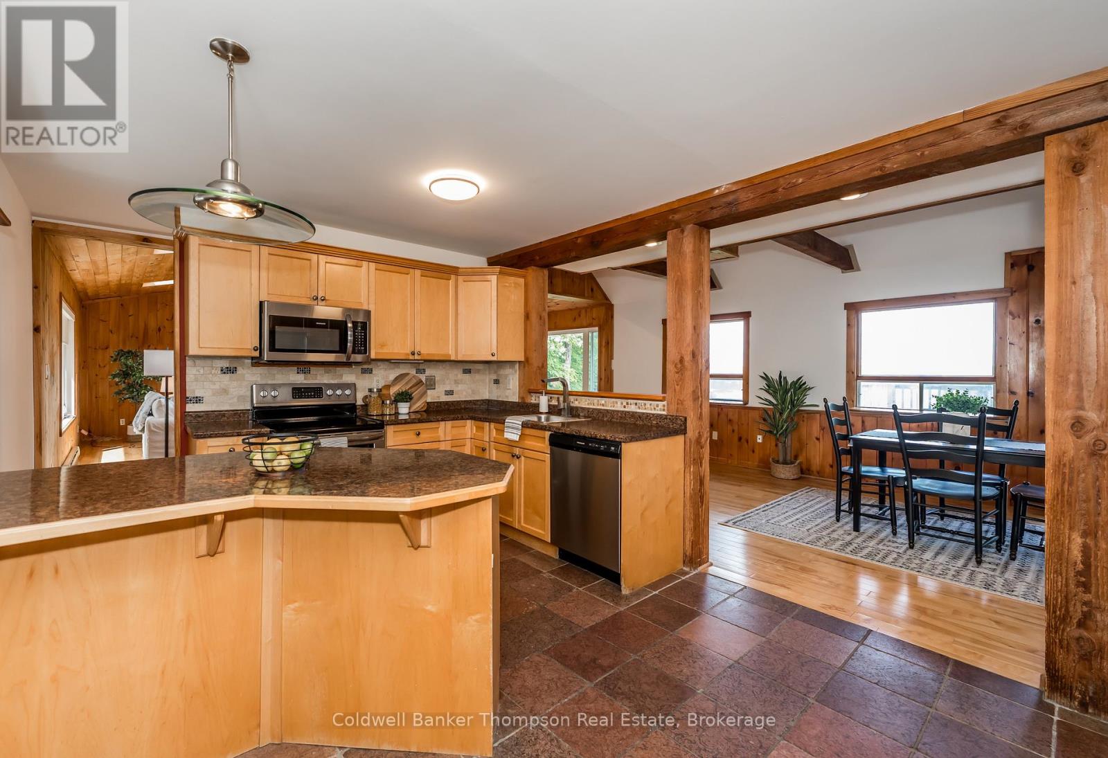 1090 Muskoka #10 Road, Huntsville, Ontario  P0B 1L0 - Photo 9 - X12278167