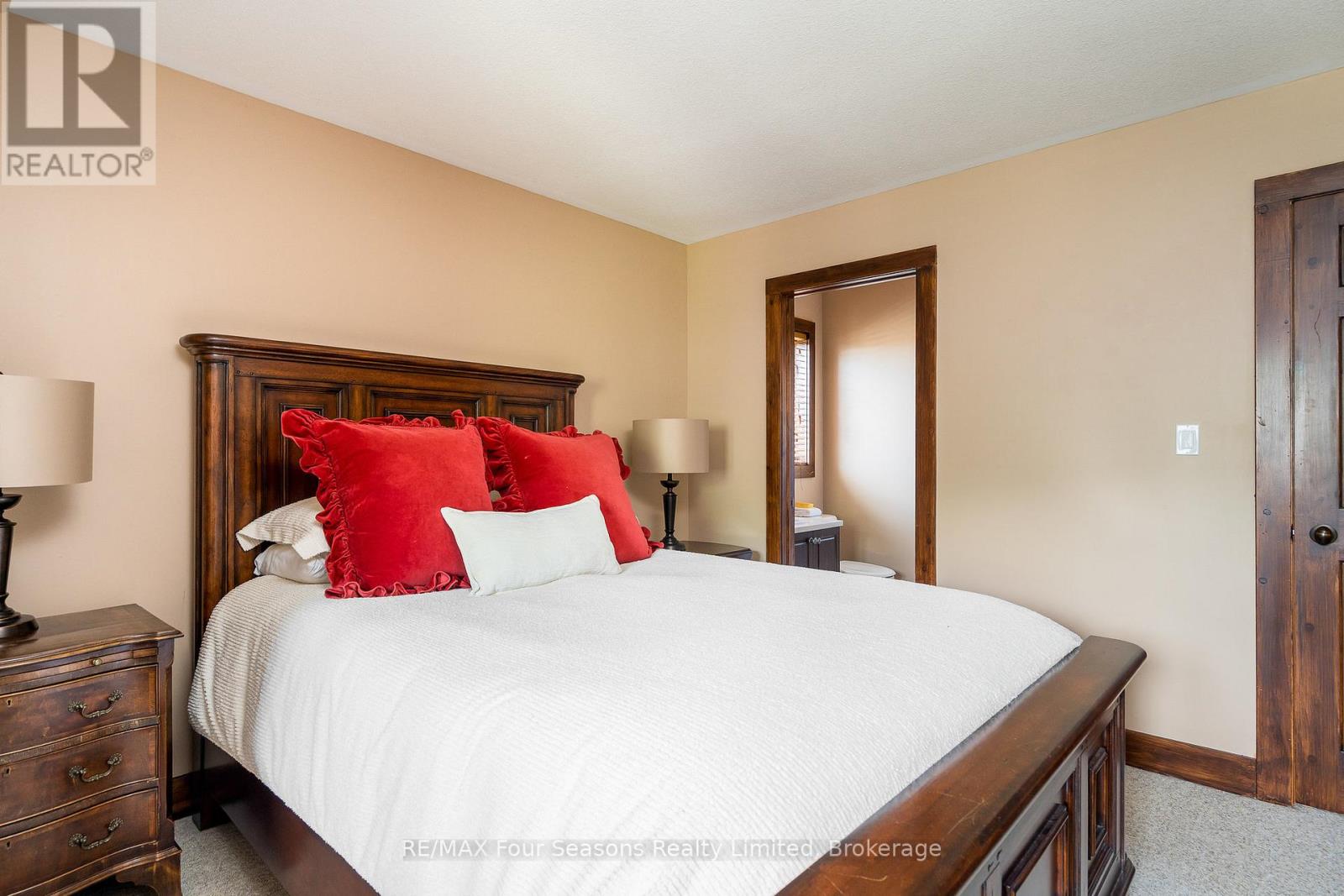 106 Venture Boulevard, Blue Mountains, Ontario  L9Y 0B6 - Photo 19 - X12278186