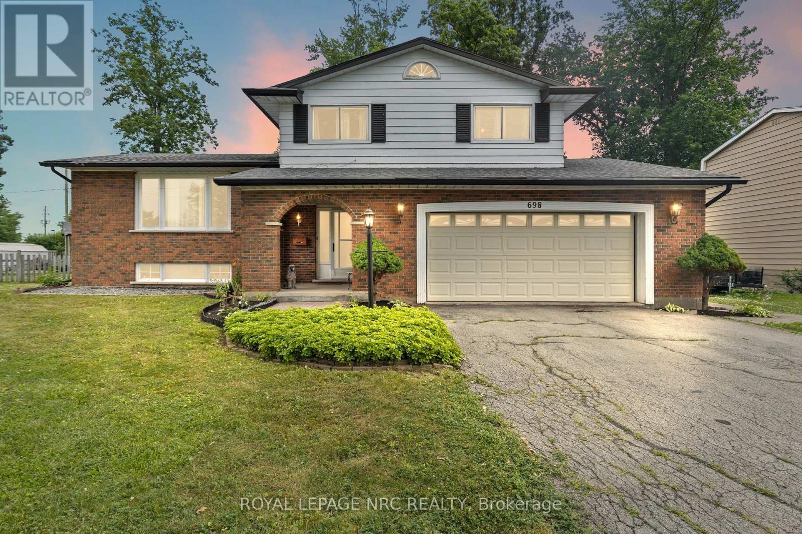 Property at 698 DAYTONA DRIVE image 1