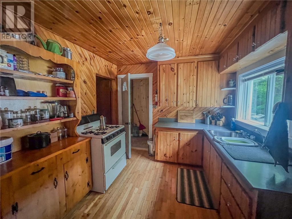 325 Checkerboard Lane, Gore Bay, Ontario  P0P 1H0 - Photo 15 - 2123451