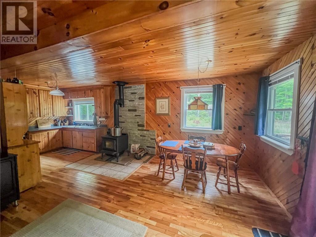 325 Checkerboard Lane, Gore Bay, Ontario  P0P 1H0 - Photo 18 - 2123451
