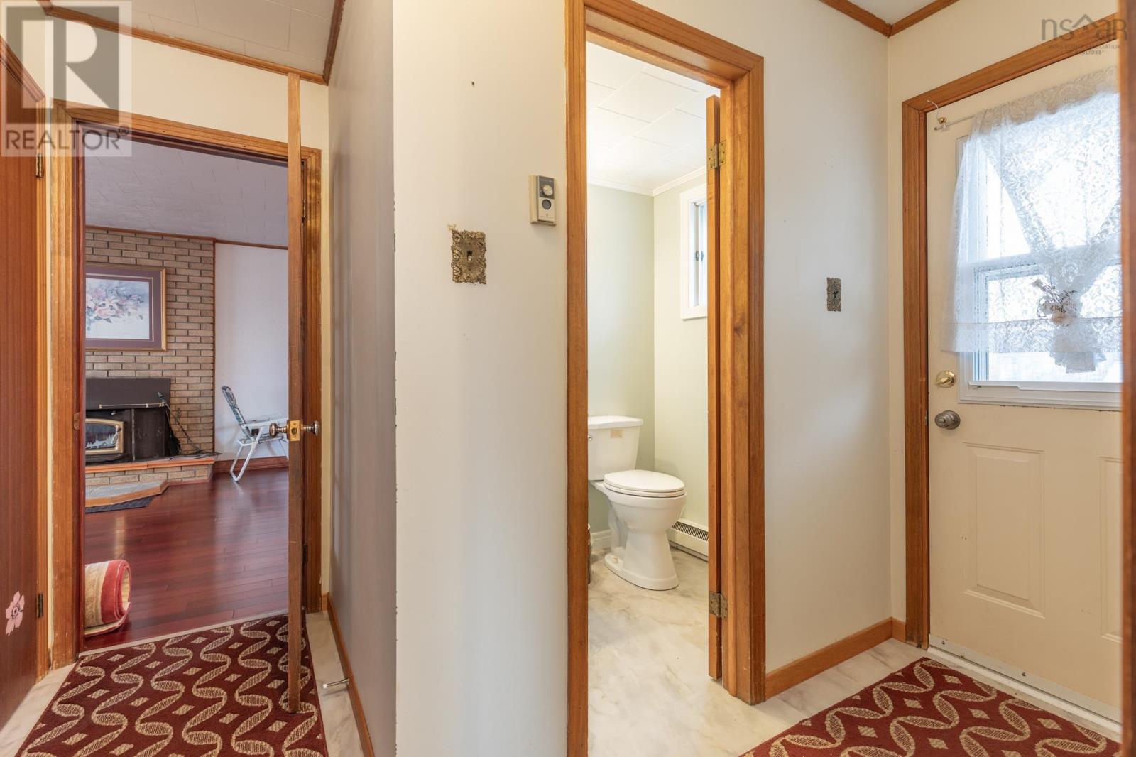 72 Huntington Street, Yarmouth, Nova Scotia  B5A 2S3 - Photo 15 - 202500739