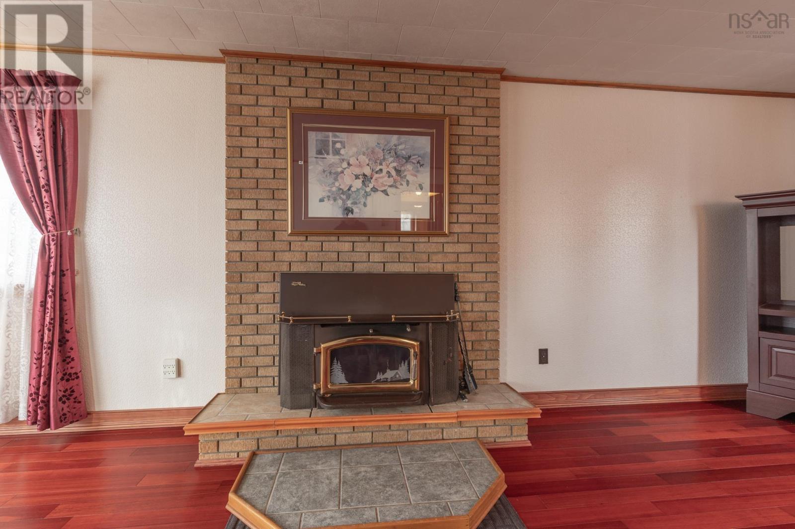 72 Huntington Street, Yarmouth, Nova Scotia  B5A 2S3 - Photo 13 - 202500739