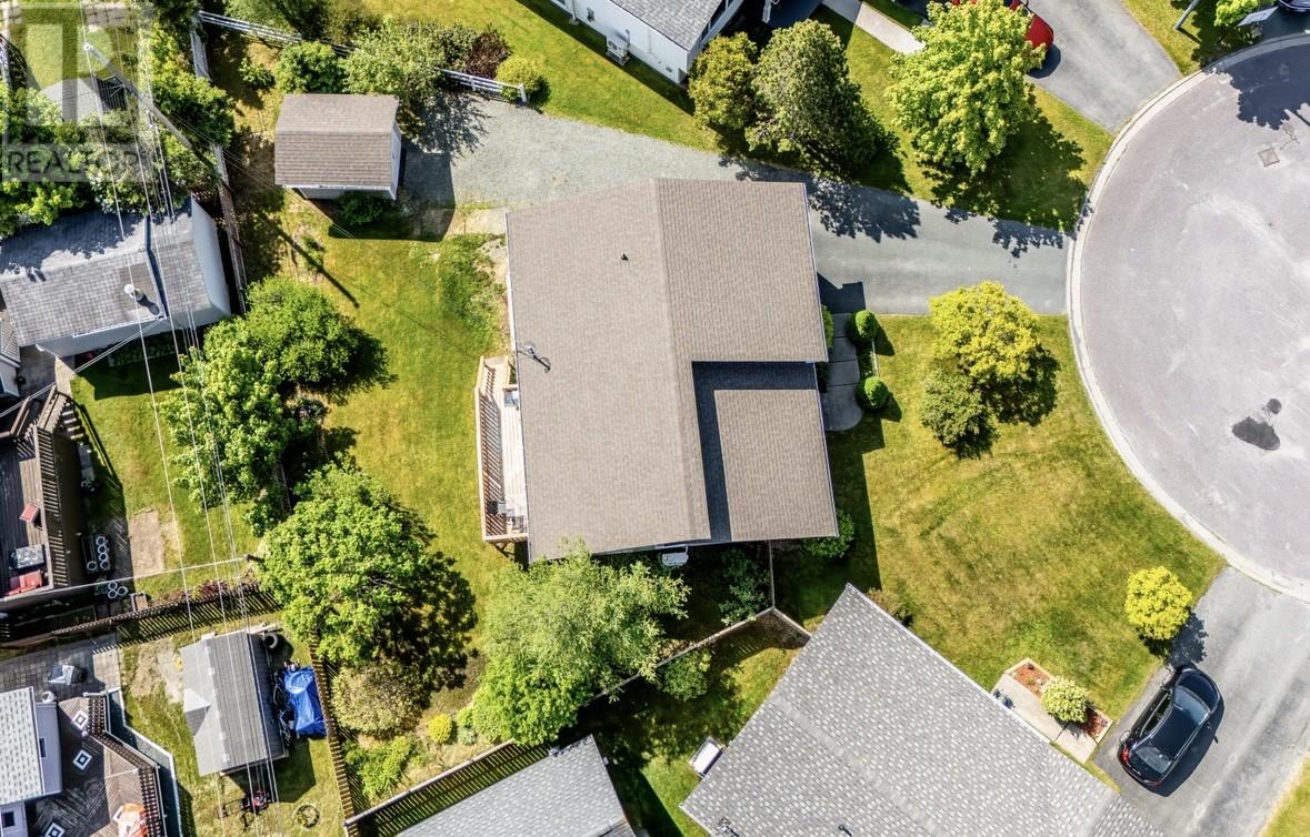 Property at 5 Cardero Place image 3