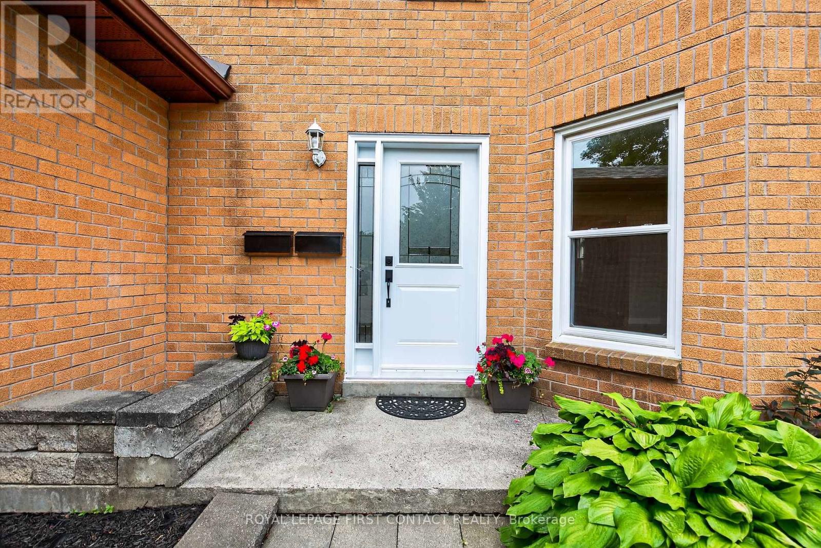 Property at 101 BROWNING TRAIL image 3