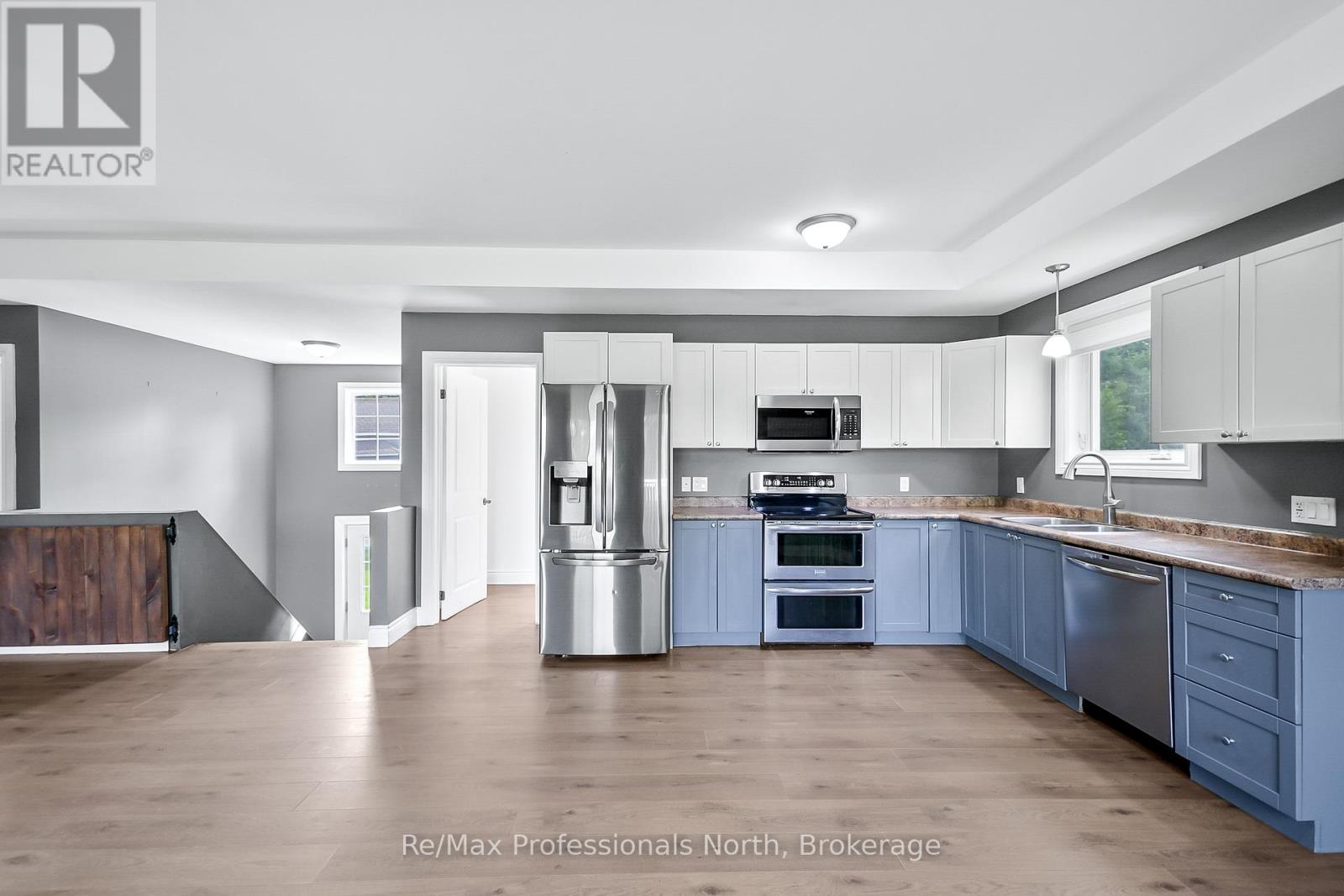 210 Mcpherson Street, Gravenhurst (Muskoka (S)), Ontario  P1P 1R2 - Photo 11 - X12278226