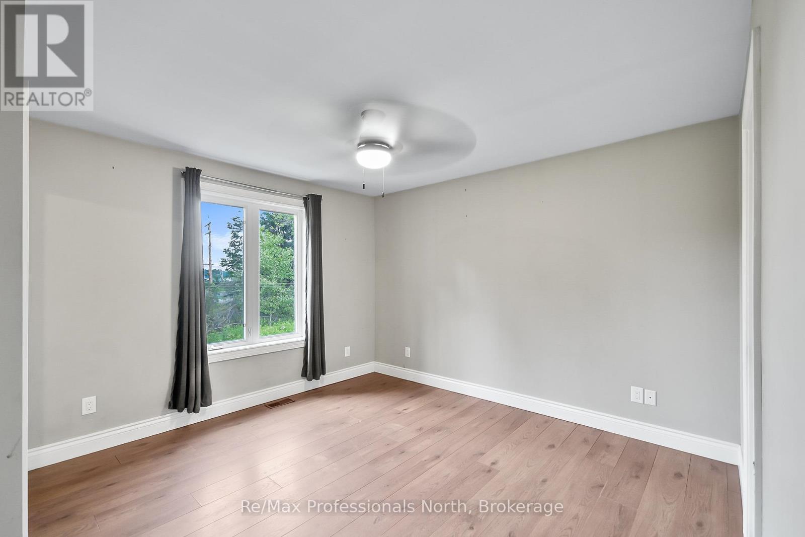 210 Mcpherson Street, Gravenhurst (Muskoka (S)), Ontario  P1P 1R2 - Photo 14 - X12278226