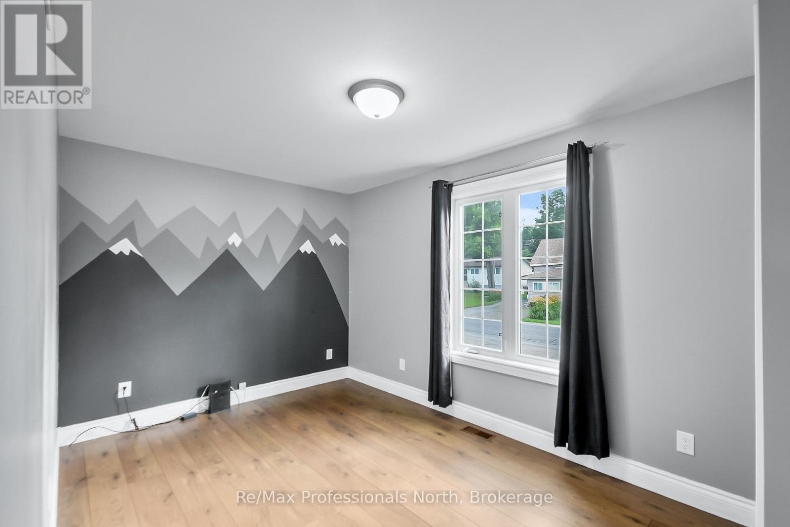 210 Mcpherson Street, Gravenhurst (Muskoka (S)), Ontario  P1P 1R2 - Photo 16 - X12278226