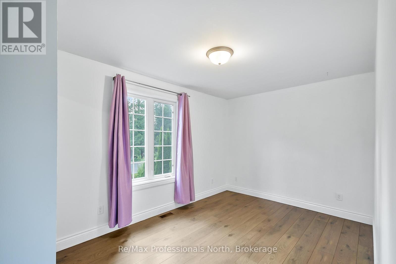 210 Mcpherson Street, Gravenhurst (Muskoka (S)), Ontario  P1P 1R2 - Photo 18 - X12278226