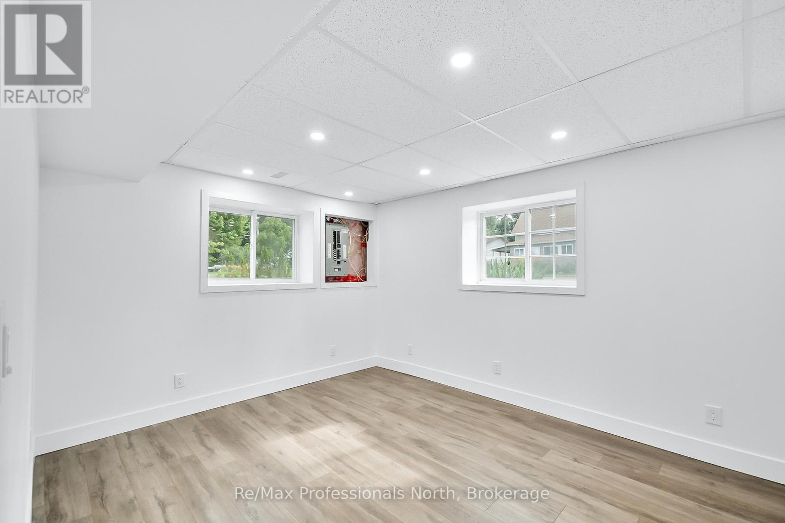 210 Mcpherson Street, Gravenhurst (Muskoka (S)), Ontario  P1P 1R2 - Photo 20 - X12278226